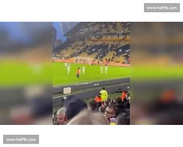 足球免费直播平台带你畅享全球赛事精彩瞬间与热血球迷共狂欢盛宴 - 副本 (3) - 副本 - 副本 - 副本